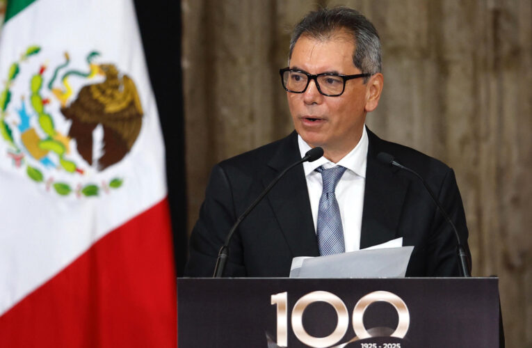 Secretario de Hacienda advierte que México enfrenta “conjunto inédito” de desafíos