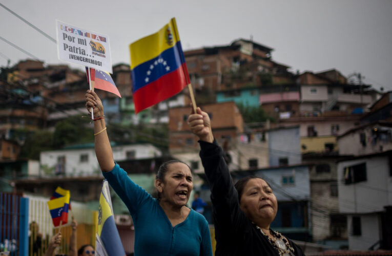 Venezuela exige a EE.UU. alejarse de sus costas y ocuparse de sus “terribles problemas”