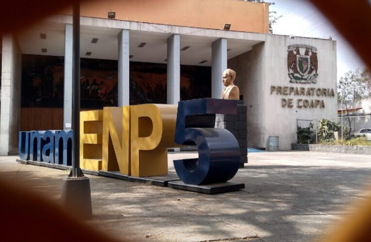 Encapuchados toman instalaciones de Prepa 5