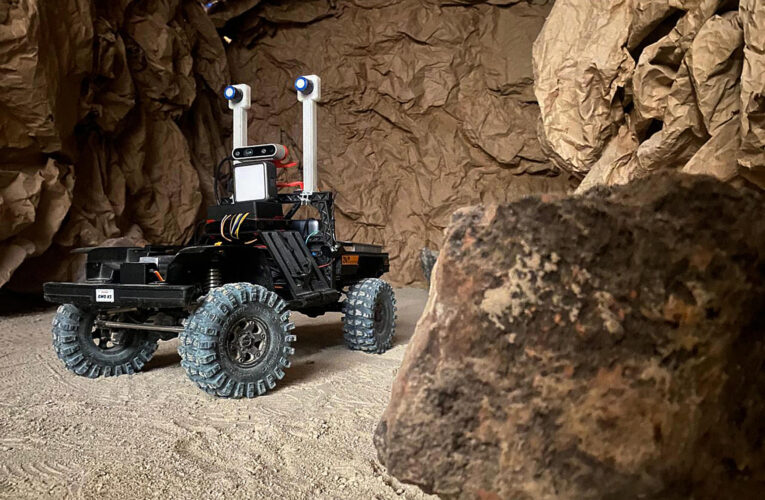 Mexicanas diseñan un robot explorador que identifica riesgos en minas