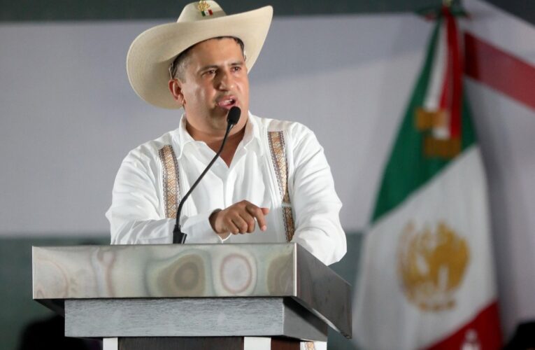 Dan Prisión preventiva al ‘Licenciado’ y a siete escoltas por homicidio del alcalde Carlos Manzo