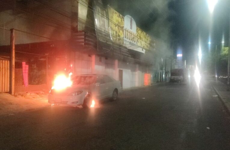 Incendio en centro nocturno de Puebla deja al menos cinco muertos