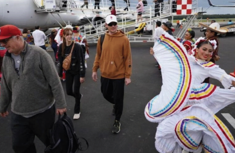 Inicia operaciones nueva ruta aérea que conecta Canadá con Quintana Roo