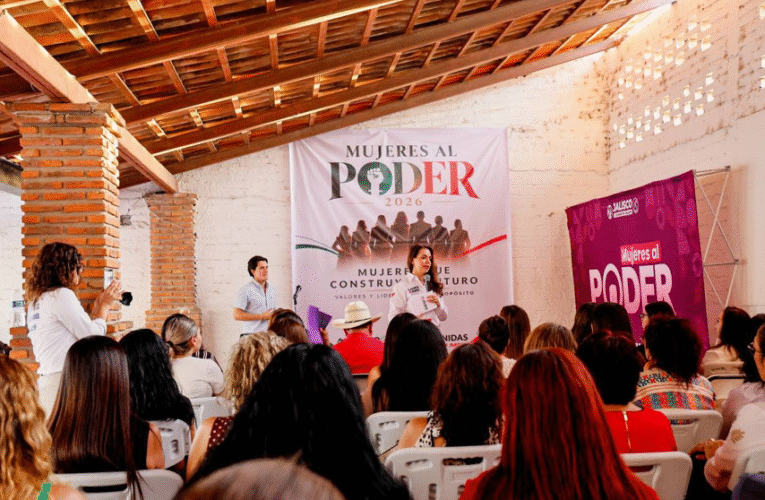 Laura Haro encabeza encuentro con mujeres priistas en La Barca