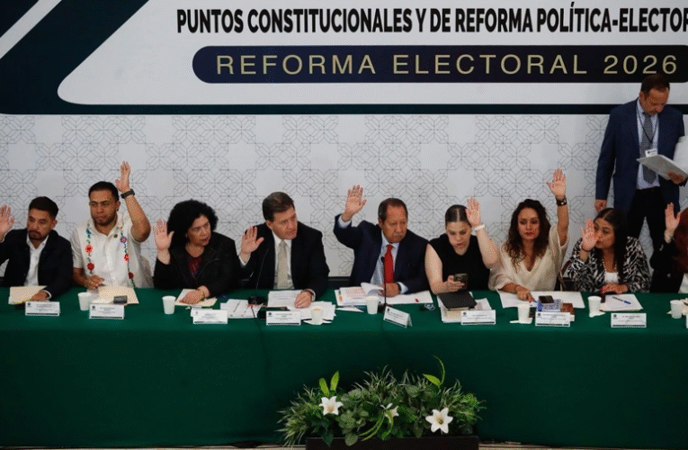 Laura Haro señala alianza entre MC y Morena en reforma electoral