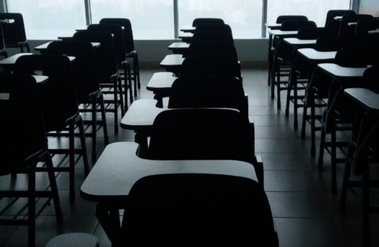 CNTE y Unión de Padres de Familia se lanzan contra la SEP por recortar calendario escolar