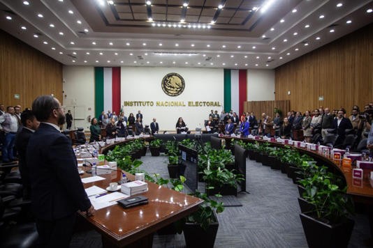 INE perfila reglas para fiscalizar actos políticos adelantados rumbo a 2027